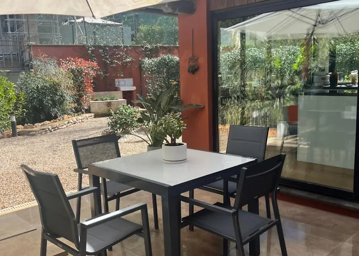 Le Sorelle Apartment *